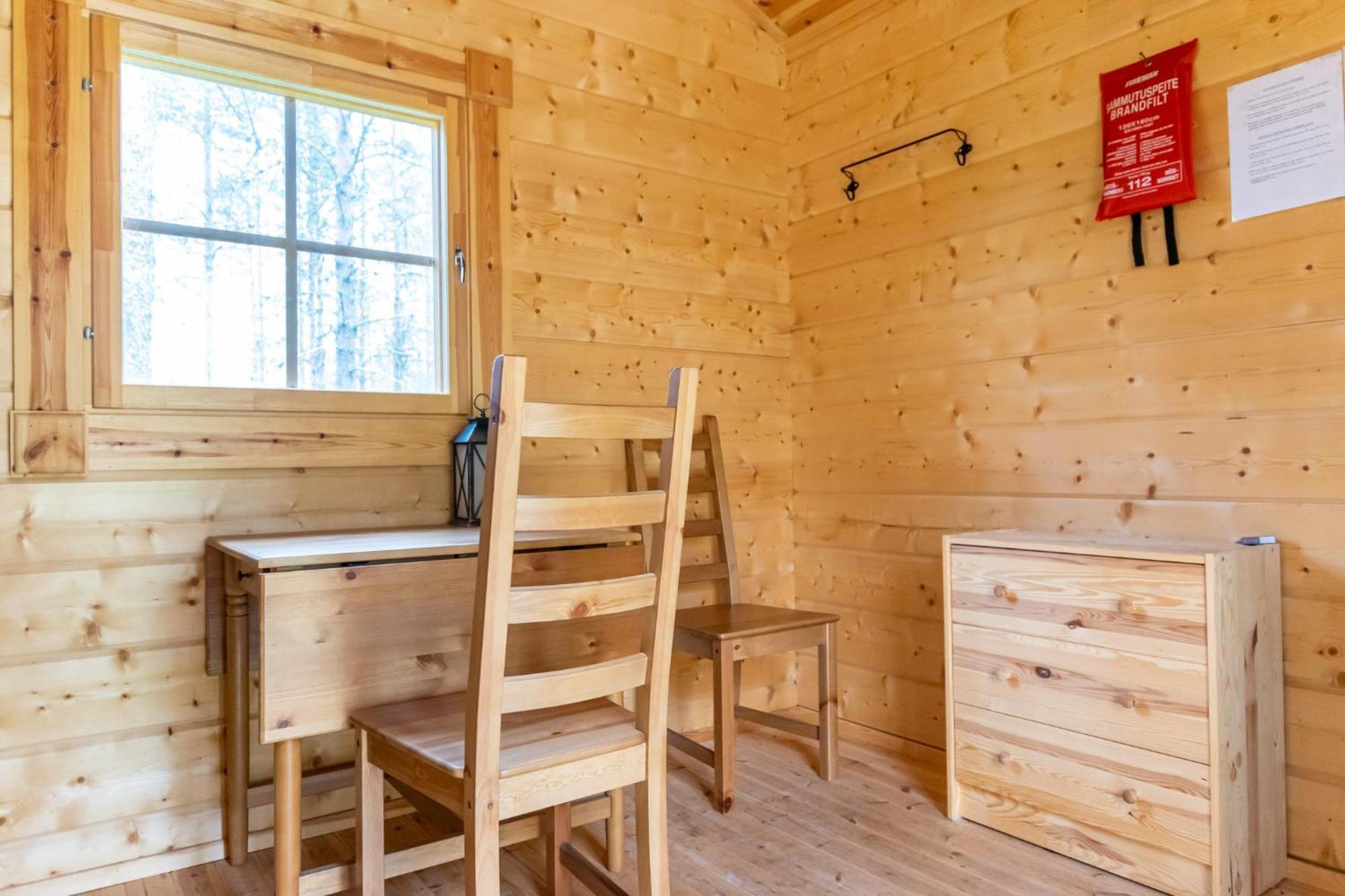 Karhunkierros Cabins & Huts Сала Екстериор снимка