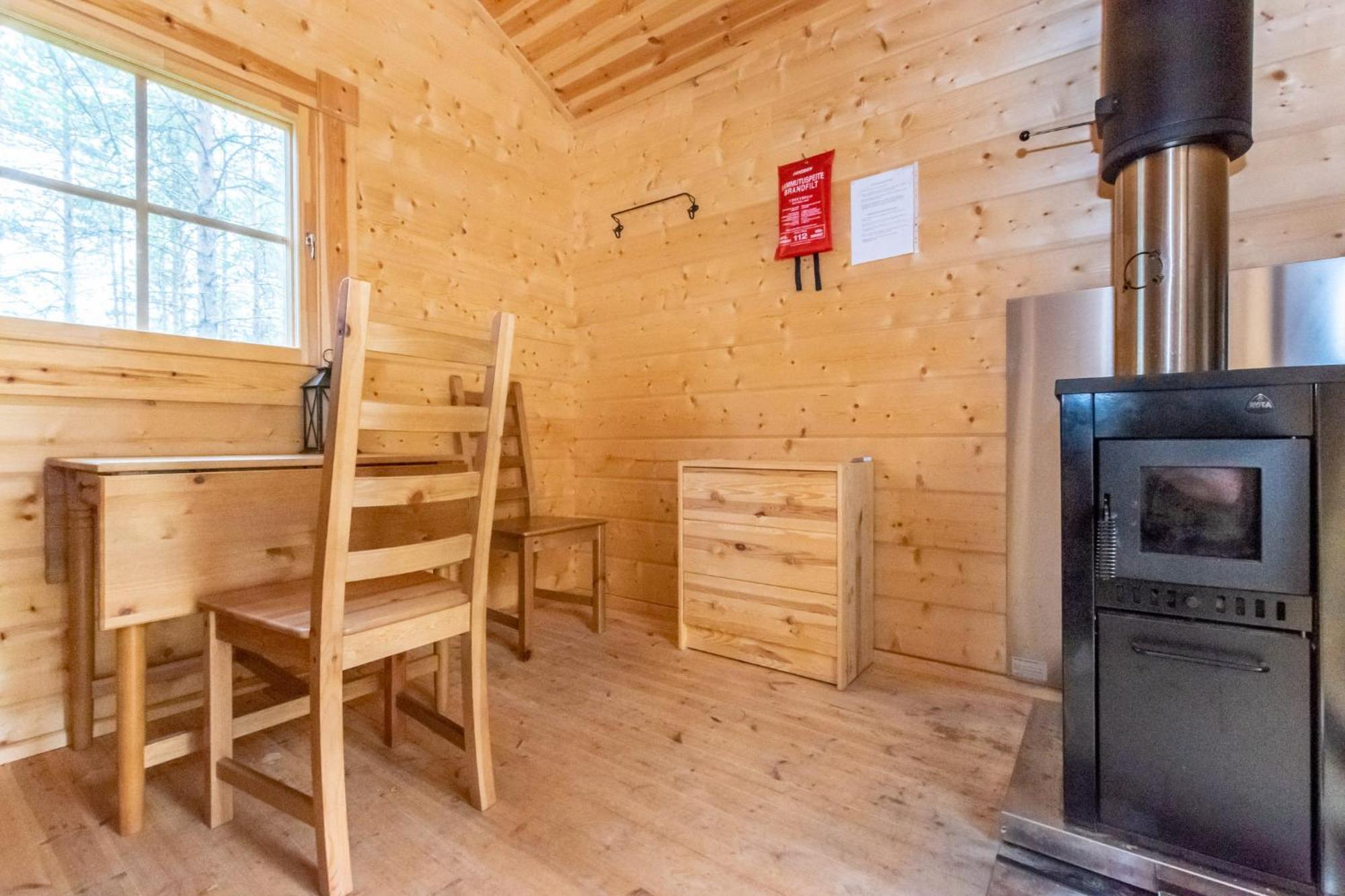 Karhunkierros Cabins & Huts Сала Екстериор снимка