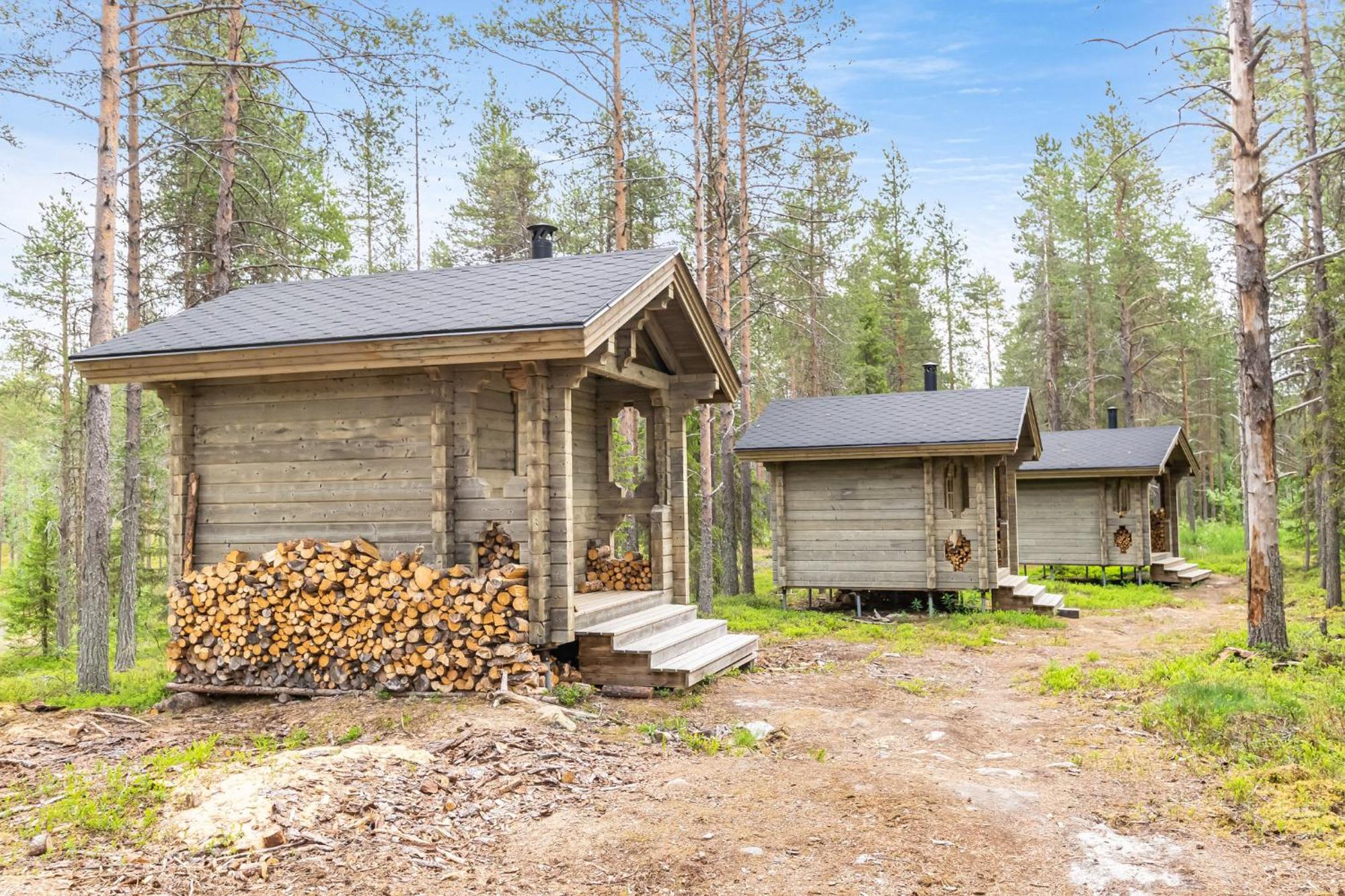 Karhunkierros Cabins & Huts Сала Екстериор снимка